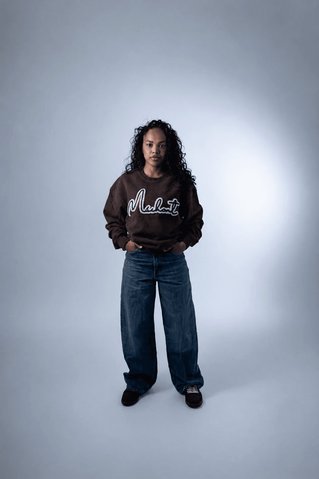Signature sweater brown