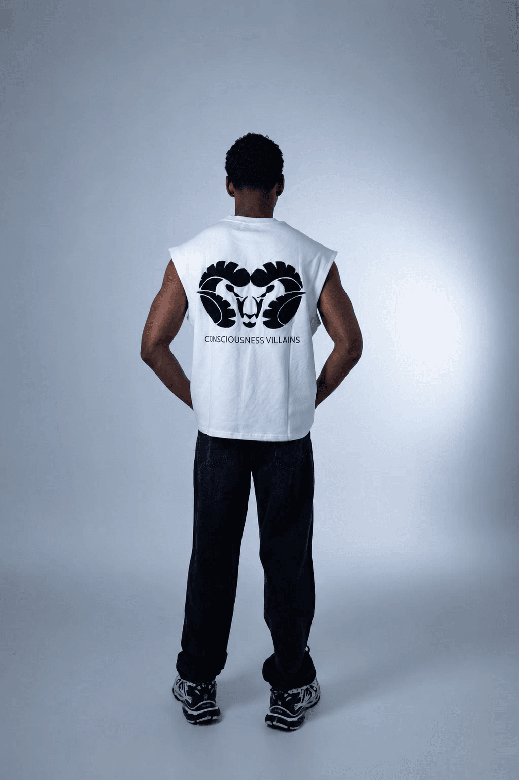 The tank white