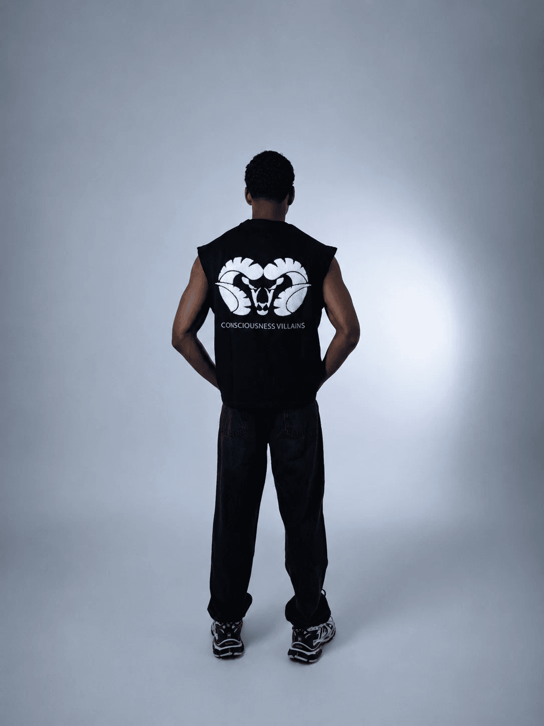 The tank black