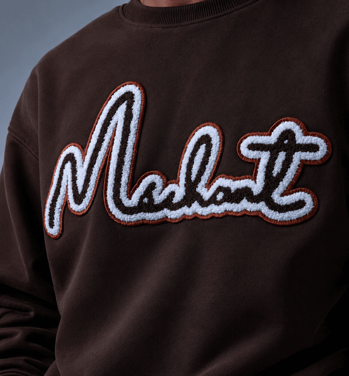 Signature sweater brown